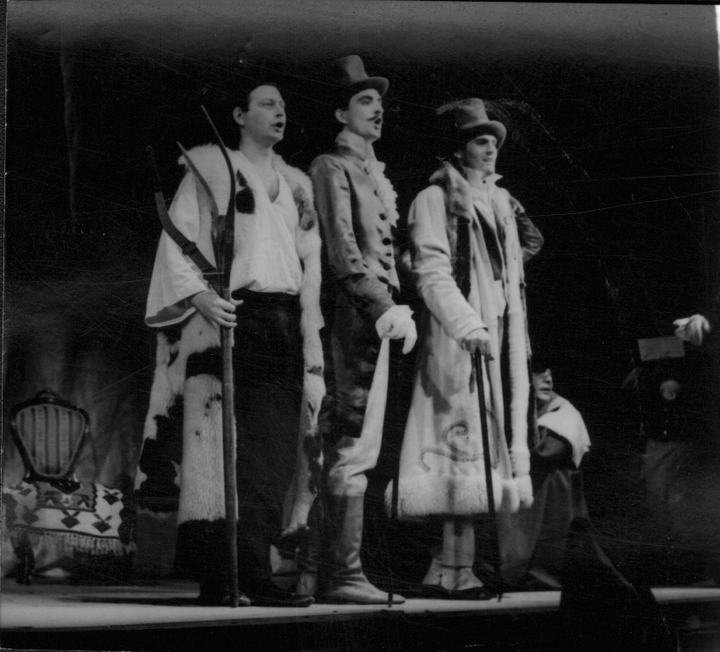 Kako zasmejati gospodara, 1985. — Predrag Miletić prvi zdesna